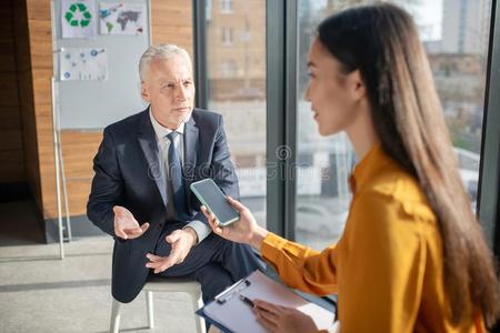 专注亚洲人图片