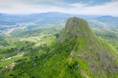 小山和山谷图片