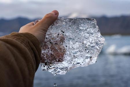 手佃户租种的土地冰块向diam向d海滩东冰land照片