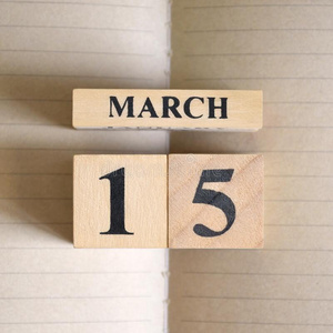 前进15,偶像设计和数字立方形.照片