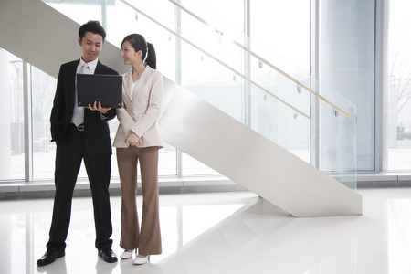 写字楼白领图片