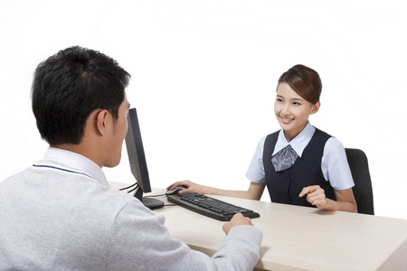 顾客和客服服务人员照片