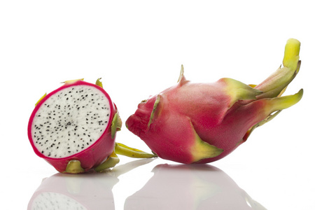 切开火龙果图片