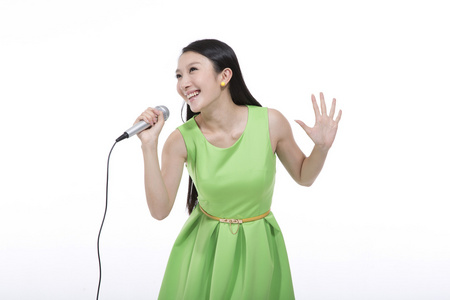 唱歌亚洲人图片