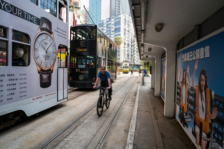 香港