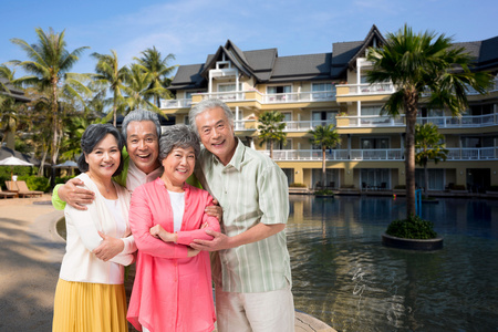 快乐的老年生活照片