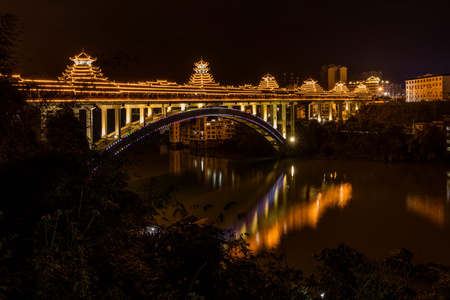 广西三江县风雨桥夜景