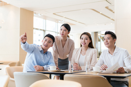 讨论亚洲人图片