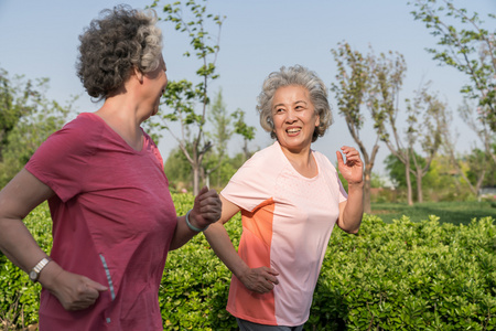 有氧运动老人老年人健康运动照片