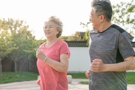 有氧运动老人图片-有氧运动老人素材-有氧运动老人插画-摄图新视界