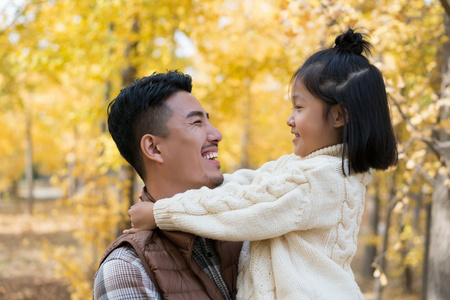 温馨父女图片