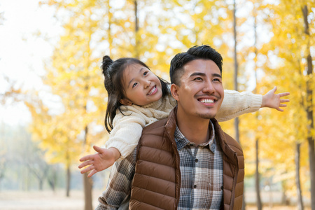 温馨父女图片