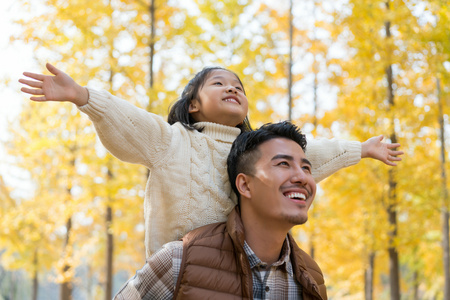 温馨父女图片