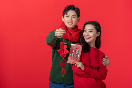 情侣的新年祝福图片