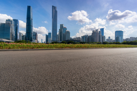 广州白天的交通场景图片