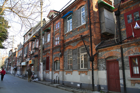 上海外滩上海上海上海外滩上海中国上海市七宝古镇的水通过美丽的破碎