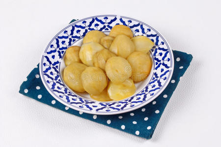 煮熟的水果袖珍型的东西绿色的芒果煮熟的糖渍水果serve的过去式采用