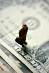 李小龙国外雕像小型的旅行支票向美元钞票照片