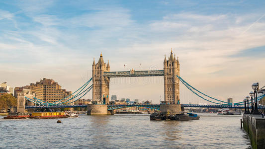 开合桥图片-开合桥素材-开合桥插画-摄图新视界