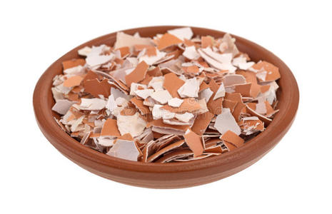 生鸡蛋的壳碗关于压碎的鸡蛋壳照片