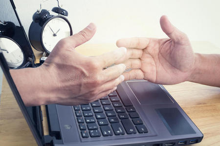 豹子网动摇图片