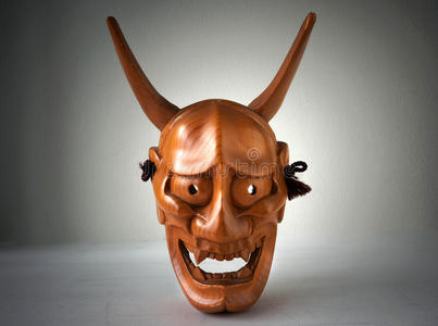 日本传统面具的眼睛能乐传统的日本人剧场面具照片