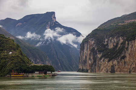 长江翟塘峡