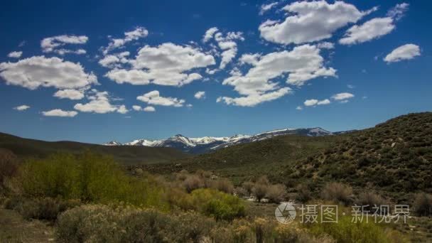 云形成以上雪山河视频