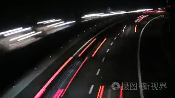 公路交通汽车在晚上时间流逝视频