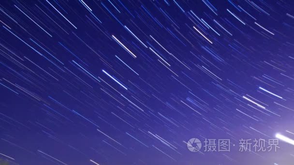 围绕地球的轴的星星