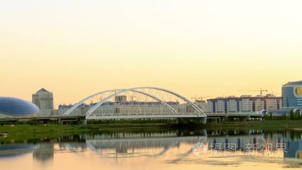 阿雷西河桥观日出日落视频