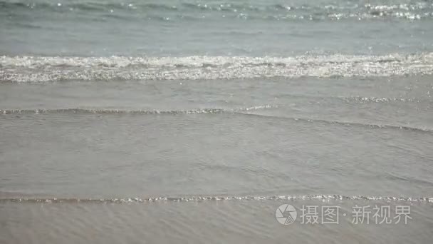 在印度的果阿阿拉伯海的平静波视频