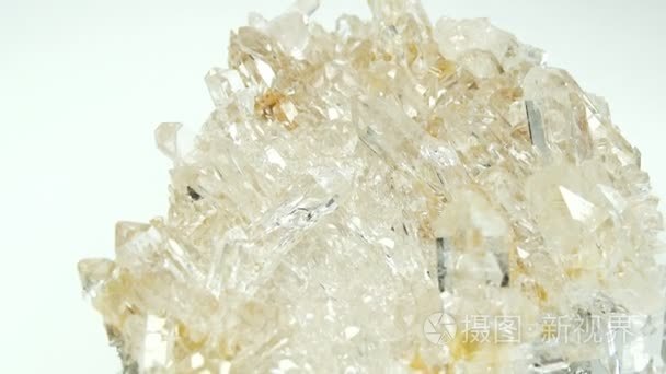 水晶石英晶洞地质晶体视频