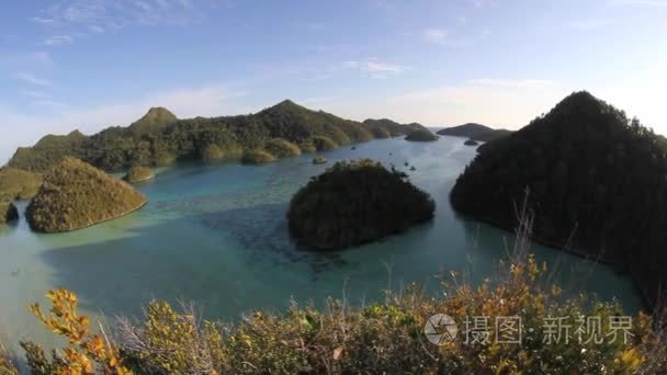 石灰岩岛和环礁湖拉贾安帕