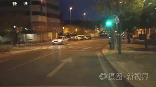 在夜间城市道路视频