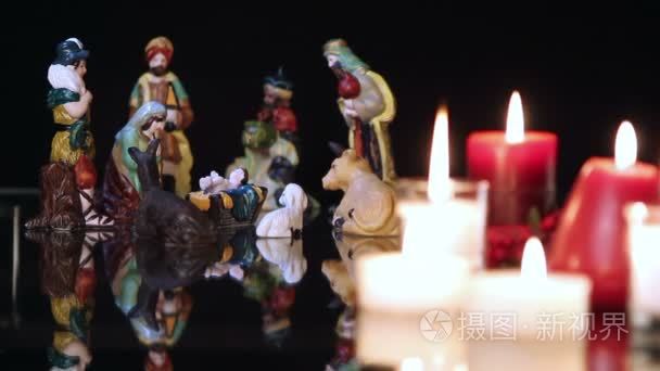 圣诞节圣诞场景与黑色蜡烛视频