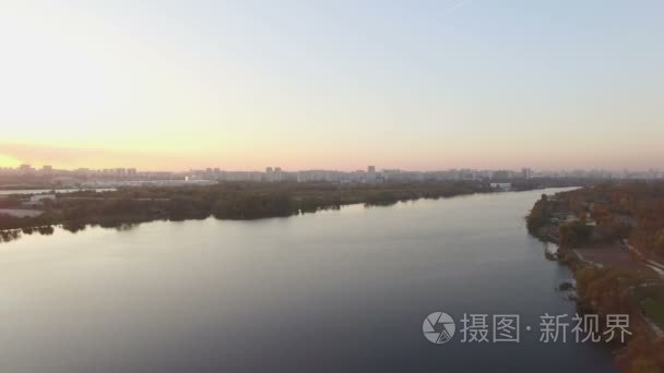 莫斯科市的天际线鸟瞰黄昏日落视频