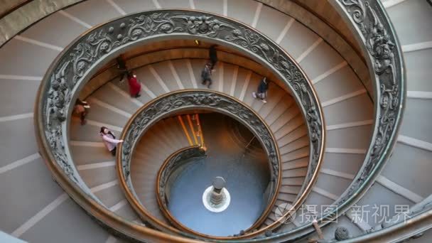 梵蒂冈博物馆的螺旋楼梯视频