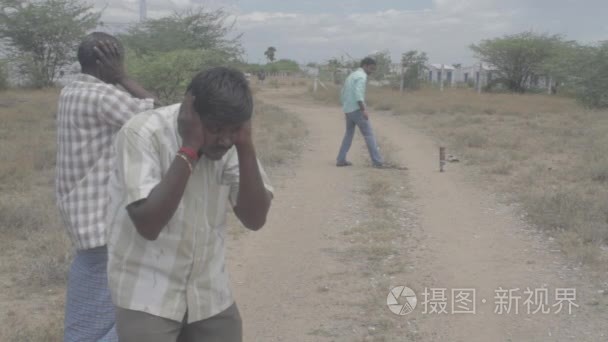 鞭烟花厂外视频