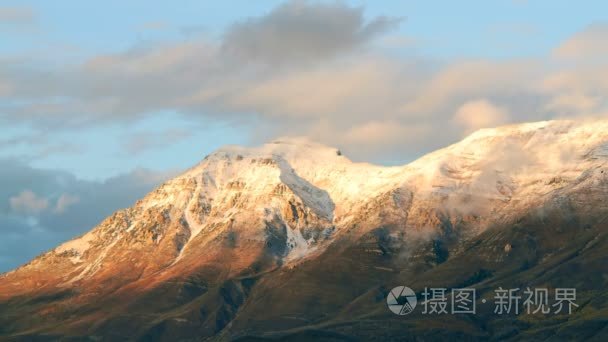 黄昏的瓦萨奇雪山视频