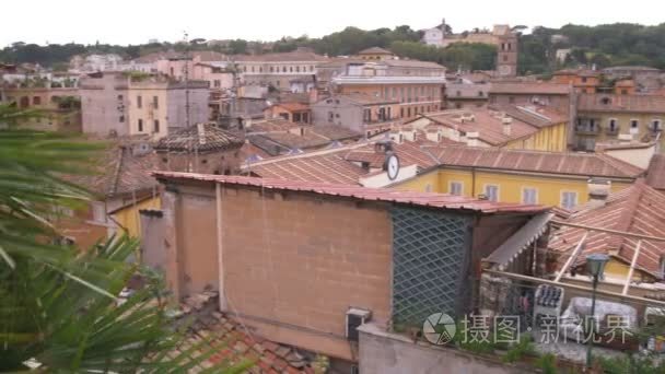 在意大利罗马建筑的摇镜拍摄视频