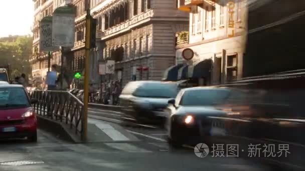 在罗马的街道和城市小车停止视频