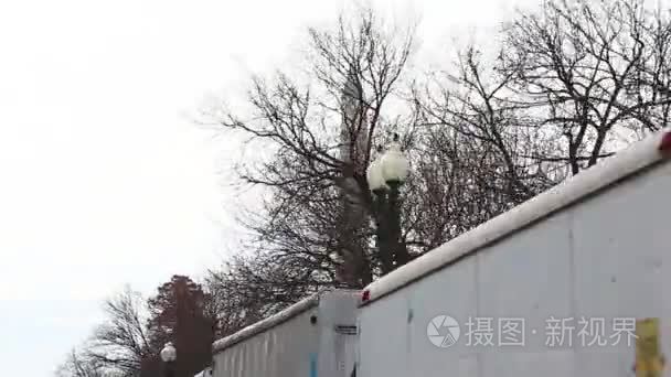 在一个阴雨天开往华盛顿纪念碑视频