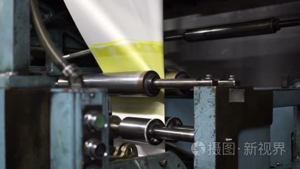 工业胶印机纸文件夹慢视频