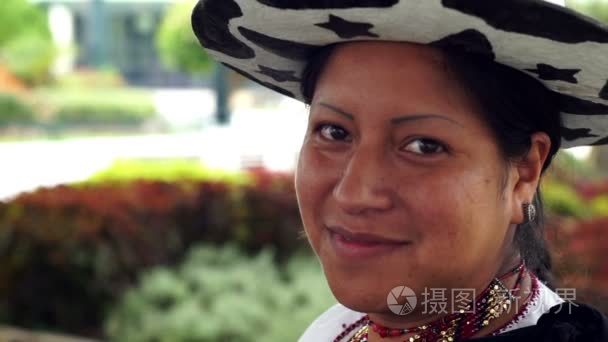 人脸厄瓜多尔古罗女人侧短视频