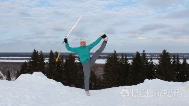 女人与剑户外训练视频