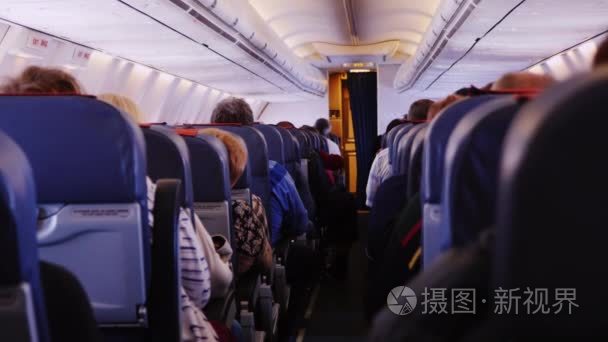 沙龙客机乘客视频