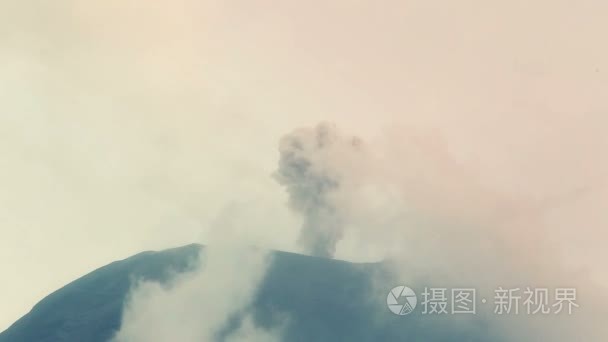 通古拉瓦火山爆发视频