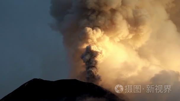 通古拉瓦火山喷发视频