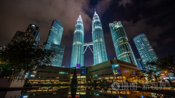 夜轻天空全景塔查看从吉隆坡 4 k 时间流逝